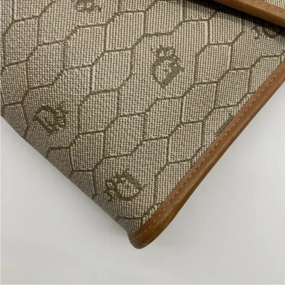 Christian Dior Beige Honeycomb Chain Shoulder Bag With Box - Picture 10 of 15